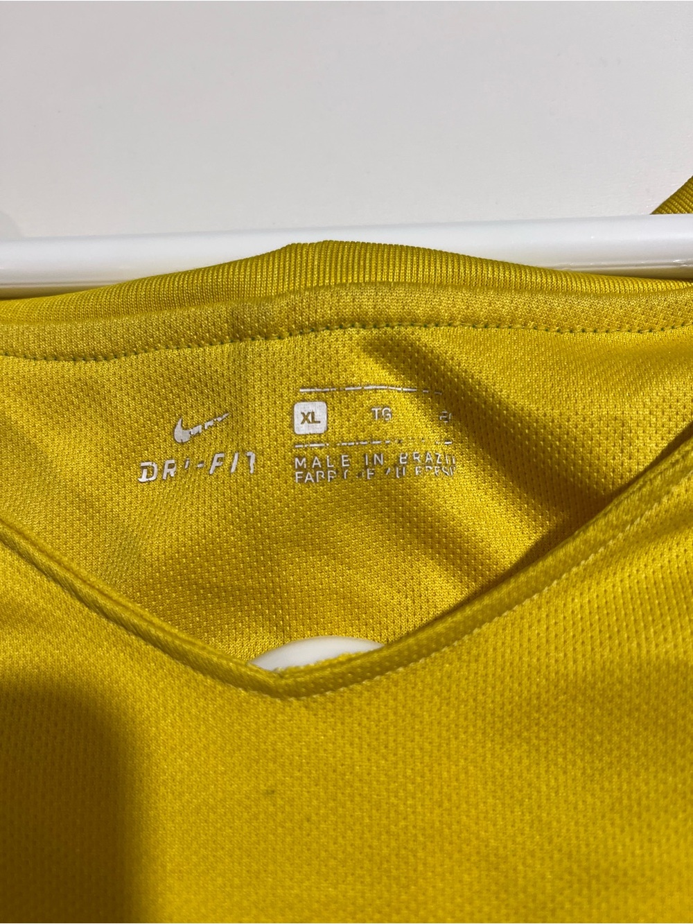 NIKE BRASIL 2016 HOME FOOTBALL SHIRT SOCCER MENS JERSEY MADE IN BRASIL SZ XL - Picture 8 of 14